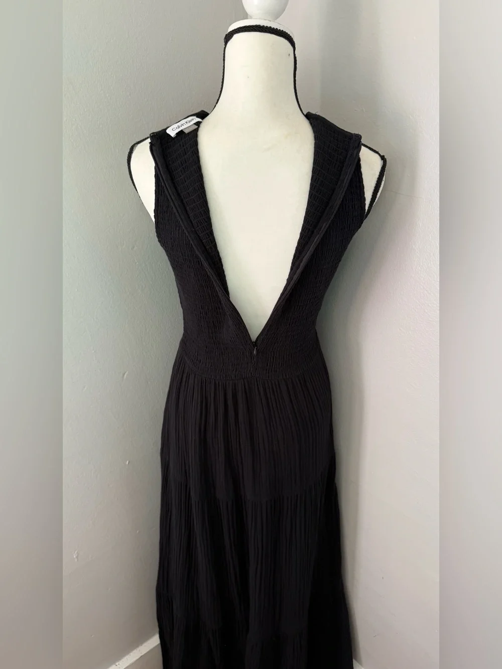 Calvin Klein Smocked Tiered Cotton Gauze Maxi Dress Black Size 2 Minimalist - Picture 4 of 8